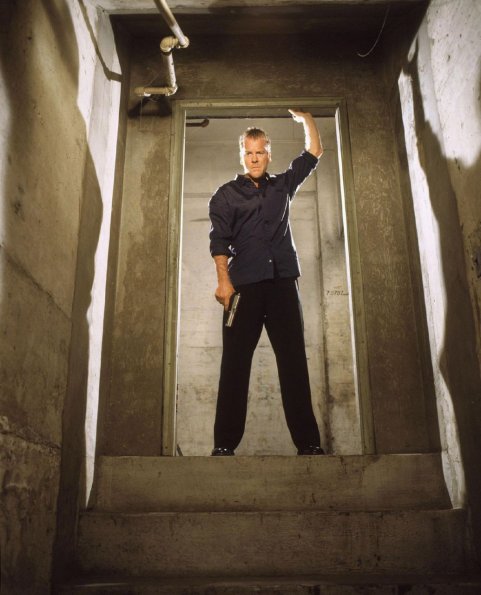 Kiefer Sutherland as Jack Bauer on 24.  ª©2002 FOX BROADCASTING COMPANY.  CR:  Lorenzo Agius/FOX.