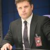 24:  Lynn (Sean Astin) runs lead as CTU tracks the terrorists in the “Day 5: 11:00 AM-12:00 PM” episode that aired on Monday, Jan. 23 (9:00-10:00 PM ET/PT) on FOX. ©2006 Fox Broadcasting Co. Cr: Kelsey McNeal/FOX  