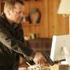 24:  Jack (Kiefer Sutherland) tries to find a link to the terrorists in the 24 episode "Day 5: 5:00 PM-6:00 PM” that aired as the first part of a special 24 two-hour event Monday, March 6 (8:00-9:00 PM ET/PT) on FOX. ©2006 Fox Broadcasting Co. Cr: Kelsey McNeal/FOX  