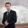 APB: Justin Kirk in the all-new “Risky Business” episode of APB airing Monday, March 20 (9:01-10:00 PM ET/PT) on FOX. Cr: Elizabeth Sisson / FOX. ©2017 FOX Broadcasting Co.