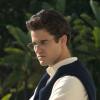 THE ASSASSINATION OF GIANNI VERSACE: AMERICAN CRIME STORY "Descent" Episode 6 (Airs Wednesday, February 21, 10:00 p.m. e/p) -- Pictured: Darren Criss as Andrew Cunanan. CR: Suzanne Tenner/FX