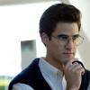 THE ASSASSINATION OF GIANNI VERSACE: AMERICAN CRIME STORY "Descent" Episode 6 (Airs Wednesday, February 21, 10:00 p.m. e/p) -- Pictured: Darren Criss as Andrew Cunanan. CR: Suzanne Tenner/FX