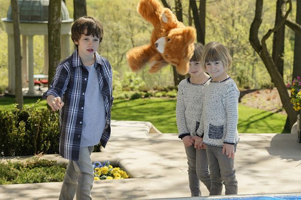 "The Gross Clinic" -- A major revelation about the Silver Bells murders turns everyone\'s world in the Hawthorne family upside-down: Christina (Catalina Sandino Moreno) loses trust in Garrett, Alison\'s mayoral campaign sinks, Cam\'s sobriety is tested, and Tessa witnesses disturbing new behavior in Jack. Also, Brady is worried that the new information about Silver Bells isn\'t exactly what it seems to be, on AMERICAN GOTHIC, Wednesday, August 3 (10:00-11:00PM, ET/PT), on the CBS Television Network. Pictured:Gabriel Bateman (Jack Hawthorne), Natalie and Nora Prinzer-Klages (Harper and Violet Price)  Ben Mark Holzberg/CBS ÃÂ©2016 CBS Broadcasting, Inc. All Rights Reserved.