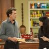 ANGER MANAGEMENT: Episode 2 : Charlie and the Slumpbuster (Airs June 28, 9:30 pm e/p) L-R: Charlie Sheen as Charlie Goodson and Selma Blair as Kate Wales. Photo: Prashant Gupta/FX Network