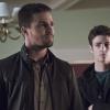 Arrow -- "Legends of Yesterday" -- Image AR408A_0229b.jpg -- Pictured (L-R): Stephen Amell as Oliver Queen and Grant Gust as Barry Allen  -- Photo: Katie Yu/ The CW -- ÃÂ© 2015 The CW Network, LLC. All Rights Reserved.
