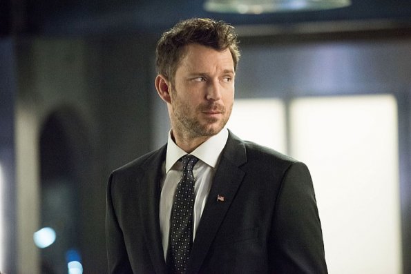 Arrow -- "Human Target" -- Image AR505a_0110.jpg -- Pictured: Wil Traval as Christopher Chance/Human Target -- Photo: Dean Buscher/The CW -- ÃÂ© 2016 The CW Network, LLC. All Rights Reserved.