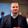 Arrow -- "Unmasked" -- Image Number: AR708a_0300b -- Pictured (L-R): Stephen Amell as Oliver Queen/Green Arrow and Emily Bett Rickards as Felicity Smoak -- Photo: Dean Buscher/The CW -- ÃÂ© 2018 The CW Network, LLC. All Rights Reserved.