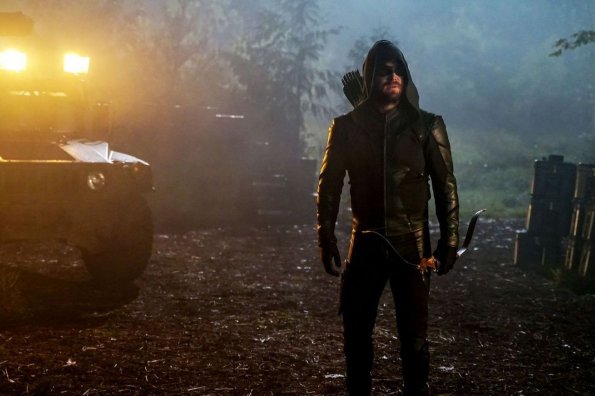arrow-episode-807-purgator-promotional-photo-01
