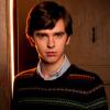 Freddie_Highmore_as_Norman_Bates