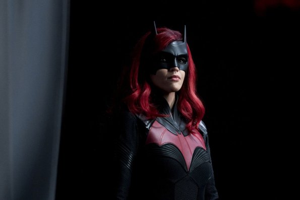 114_batwoman_photo07