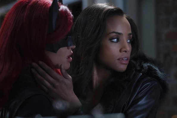 114_batwoman_photo11