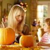BEN AND KATE: Kate, BJ (Lucy Punch, L) and Maddie (Maggie Elizabeth Jones, R) carve pumpkins in the &quot;Scaredy Kate&quot; episode of BEN AND KATE airing Tuesday, Oct. 30 (8:30-9:00 PM ET/PT) on FOX. &#xa9;2012 Fox Broadcasting Co. Cr: Jennifer Clasen/FOX