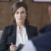 Maggie Siff as Wendy Rhoades in Billions (Season 1, Episode 1). - Photo:  JoJo Whilden/SHOWTIME - Photo ID:  Billions_101_3626.R