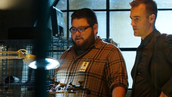 "Fit-and-Run" -- When a jogger\'s body is found, the Cyber team use the fitness tracker she was wearing at the time of the murder to retrace her steps for the entire night leading up to her death, on CSI: CYBER, Sunday, Feb. 21 (10:00-11:00 PM, ET/PT) on the CBS Television Network. Pictured left to right: Charley Koontz and James Van Der Beek Framegrab: CBS ÃÂ©2016 CBS Broadcasting, Inc. All Rights Reserved