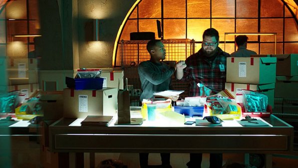 "Fit-and-Run" -- When a jogger\'s body is found, the Cyber team use the fitness tracker she was wearing at the time of the murder to retrace her steps for the entire night leading up to her death, on CSI: CYBER, Sunday, Feb. 21 (10:00-11:00 PM, ET/PT) on the CBS Television Network. Pictured left to right: Shad Moss and Charley Koontz Framegrab: CBS ÃÂ©2016 CBS Broadcasting, Inc. All Rights Reserved