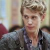 THE CARRIE DIARIES