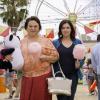 Crazy Ex-Girlfriend -- "Josh\'s Ex-Girlfriend is Crazy" -- Image Number: CEG304b_0084.jpg -- Pictured (L-R): Amy Hill as Lourdes and Rachel Bloom as Rebecca -- Photo: Robert Voets/The CW --   ÃÂ© 2017 The CW Network, LLC. All Rights Reserved.