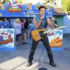 Crazy Ex-Girlfriend -- "I Need A Break" -- Image Number: CEG412a_0117.jpg -- Pictured: Skylar Astin as Greg -- Photo: Erica Parise/The CW -- ÃÂ© 2019 The CW Network, LLC. All Rights Reserved.