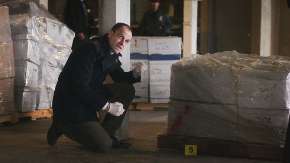 "Moving Targets" -- When a reality show contestant is murdered, Holmes and Watson zero in on another competitor as a suspect, a former war criminal who may be the most skilled killer they\'ve ever pursued. Also, for the first time since he attacked Sherlock, Shinwell reaches out to Joan to ask for a favor, on ELEMENTARY, Sunday, May 7 (10:00-11:00 PM, ET/PT) on the CBS Television Network. Series star Lucy Liu directed the episode.  Pictured Jonny Lee Miller as Sherlock Holmes  Photo: Best Possible Screen Grab/CBS ÃÂ©2017 CBS Broadcasting, Inc. All Rights Reserved