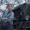 Jenna Elfman as Naomi - Fear the Walking Dead _ Season 4, Episode 9 - Photo Credit: Ryan Green/AMC