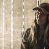 Mo Collins as Sarah - Fear the Walking Dead _ Season 5, Episode 6 - Photo Credit: Van Redin/AMC