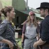 Garret Dillahunt as John Dorie, Jenna Elfman as June, Mo Collins as Sarah - Fear the Walking Dead _ Season 5, Episode 12 - Photo Credit: Van Redin/AMC