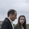 Alexa Nisenson as Charlie, Peter Jacobson as Rabbi Jacob Kessner - Fear the Walking Dead _ Season 5, Episode 12 - Photo Credit: Van Redin/AMC