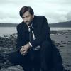 GRACEPOINT: David Tennant as Detective Emmett Carver. GRACEPOINT premieres Thursday, Oct. 2 (9:00-10:00 PM ET/PT) on FOX. &#xa9;2014 Fox Broadcasting Co. Cr: Mathieu Young/FOX