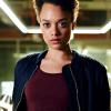 cast_hunters_regan