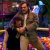 LETHAL WEAPON: L-R: Guest star Linds Edwards and Clayne Crawford in the "Leo Getz Hitched" episode of LETHAL WEAPON airing Tuesday, April 17 (8:00-9:00 PM ET/PT) on FOX. ©2018 Fox Broadcasting Co. CR: Ray Mickshaw/FOX