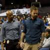 LETHAL WEAPON: L-R: Damon Wayans and Seann William Scott in the “What the Puck” episode of LETHAL WEAPON airing Tuesday, Nov. 27 (9:00-10:00 PM ET/PT) on FOX. ©2018 Fox Broadcasting Co. CR: Ray Mickshaw/FOX