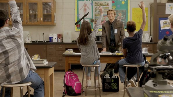 "Pliers" -- Mac and the team have no time to reminisce while visiting Mac\'s and Bozer\'s hometown when they immediately start searching for a kidnapped prodigy from Mac\'s old middle school, Valerie (Amiah Miller). With just pliers and speaker wire available, Mac works doggedly to rescue the young genius he has so much in common with, on MACGYVER, Friday, Dec. 9 (8:00-9:00 PM, ET/PT) on the CBS Television Network. John Heard guest stars as Mr. Ericson, Mac\'s favorite science teacher.Pictured: Lucas Till. Photo: CBS ÃÂ©2016 CBS Broadcasting, Inc. All Rights Reserved