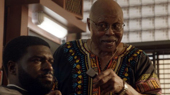 "A Kiss Before Dying" - When the Dobermans dig up what appears to be a human bone, Magnum and Higgins assist Katsumoto investigate the murder of his former mentor, on MAGNUM P.I., Monday, March 11 (9:00-10:00 PM, ET/PT) on the CBS Television Network.  Roger E. Mosley, who portrayed T.C. on the original "Magnum, P.I.," guest stars as Booky, a Vietnam veteran and barber who offers sage advice and a great haircut. Pictured L-R: Stephen Hill as Theodore "TC" Calvin  and Roger E. Mosley as Booky Photo: CBS ÃÂ©2019 CBS Broadcasting, Inc. All Rights Reserved