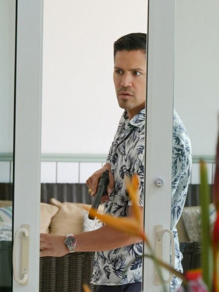 209_magnum-pi_photo01