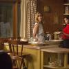 Caitlin Fitzgerald as Libby Masters and Lizzy Caplan as Virginia Johnson in Masters of Sex (season 3, episode 1) - Photo: Michael Desmond/SHOWTIME - Photo ID: MastersofSex_301_1395