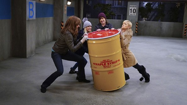 "Sticky Hands and a Walk on the Wild Side" -- Christy (Anna Faris, center left), Jill (Jaime Pressly, far right) and Wendy (Beth Hall, center right) find themselves in a sticky situation when they agree to help Bonnie (Allison Janney, far left) smuggle an illegal substance across the Canadian border, on MOM, Thursday, Feb. 25 (9:01-9:30 PM, ET/PT) on the CBS Television Network.  Photo: Monty Brinton/CBS ÃÂ©2015 CBS Broadcasting, Inc. All Rights Reserved