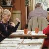 "Diamond Earrings and a Pumpkin Head" -- OSC of the CBS series MOM, scheduled to air on the CBS Television Network. Pictured L to R: Anna Faris as Christy and Yvette Nicole Brown as Nora.  Photo: Darren Michaels/Warner Bros. Entertainment Inc. ÃÂ© 2018 WBEI. All rights reserved.