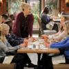 "Big Sauce and Coconut Water" -- Christy is certain that Bonnie is in over her head when she invites a freshly-paroled Tammy (Kristen Johnston) to stay with them, on MOM, Thursday, date (9:01-9:30 PM, ET/PT) on the CBS Television Network. Pictured L to R: Anna Faris as Chrtisty, Beth hall as Wendy, Kristen Johnston as Tammy, Allison Janney as Bonnie, Mimi Kennedy as Marjorie, and Jaime Pressly as Jill. Photo: Darren Michaels/Warner Bros. Entertainment Inc. ÃÂ© 2018 WBEI. All rights reserved.