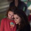Kira (SKYLER WEXLER) and Sarah (TATIANA MASLANY)