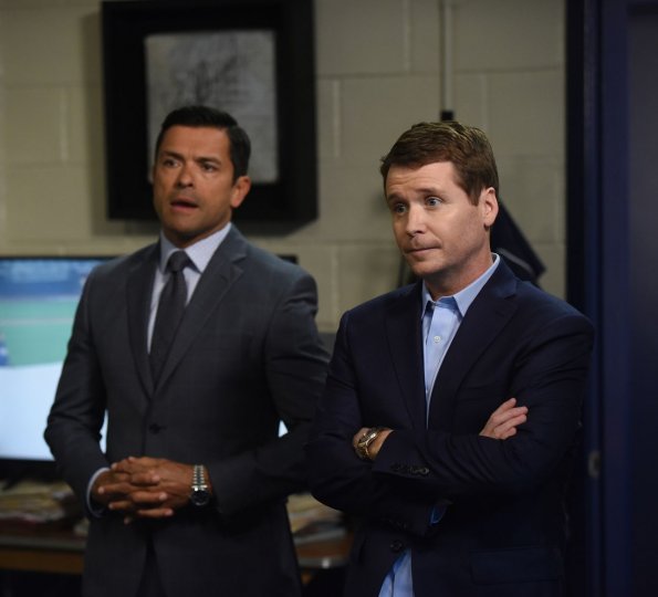 PITCH: L-R: Mark Consuelos and Kevin Connolly in the all-new “Unstoppable Forces & Immovable Objects” episode of PITCH airing Thursday, Nov. 17 (8:59-10:00 PM ET/PT) on FOX. CR: Ray Mickshaw / FOX. © 2016 FOX Broadcasting Co.