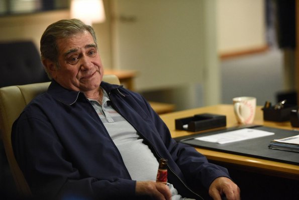 PITCH: Dan Lauria in the all-new “Don't Say It” episode of PITCH airing Thursday, Dec. 8 (9:00-10:00 PM ET/PT) on FOX. Cr: Ray Mickshaw / FOX. © 2016 FOX Broadcasting Co.