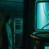 aidan_gillen_as_dr._j._allen_hynek_encounters_alien_subject_in_historys_project_blue_book
