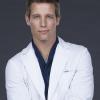 Ward Horton as Dr. Scott Strauss of the CBS drama PURE GENIUS, Thursdays (10:00-11:00 PM, ET/PT) on the CBS Television Network. Photo: Sonja Flemming/CBS ÃÂ©2016 CBS Broadcasting, Inc. All Rights Reserved