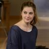 RED BAND SOCIETY: Kara (Zoe Levin) in the "Get Outta My Dreams, Get Into My Car" episode of RED BAND SOCIETY airing Wednesday, Nov. 19 (9:00-10:00 PM ET/ PT) on FOX. CR: Guy D'Amico / FOX. © 2014 Fox Broadcasting Co.