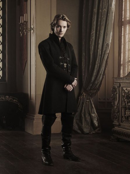 Reign -- Image Number: RE1_Gallery_PrinceFrancis_0693r.jpg -- Pictured: Toby Regbo as Prince Francis -- Photo: Mathieu Young/The CW -- © 2013 The CW Network, LLC. All rights reserved.