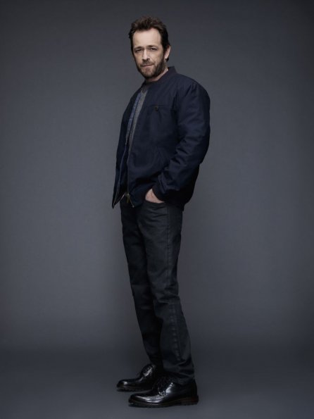 Riverdale -- Image Number: RVD01_AS_FRED2_2393.jpg -- Pictured: Luke Perry as Fred Andrews -- Photo: Art Streiber/The CW -- ÃÂ© 2017 The CW Network. All Rights Reserved