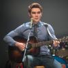 Riverdale -- "Chapter Six: Faster, Pussycats! Kill! Kill!" -- Image Number: RVD106a_ 0630.jpg -- Pictured: KJ Apa as Archie Andrews -- Photo: Diyah Pera/The CW -- ÃÂ© 2017 The CW Network. All Rights Reserved