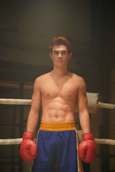 Riverdale -- "Chapter Forty-Eight: Requiem for a Welterweight" -- Image Number: RVD313a_0076.jpg -- Pictured: KJ Apa as Archie -- Photo: Shane Harvey/The CW -- ÃÂ© 2019 The CW Network, LLC. All Rights Reserved.
