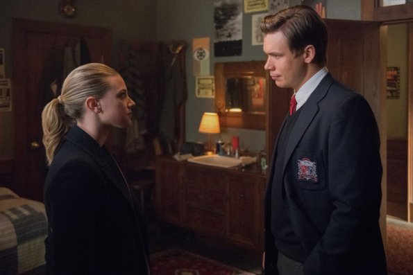 412_riverdale_photo03