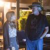 Jacqueline Byers as Natalie and Ron White as Phil in Roadies (season 1, episode 9). - Photo: Patrick Wymore/SHOWTIME - Photo ID: Roadies_109_3279